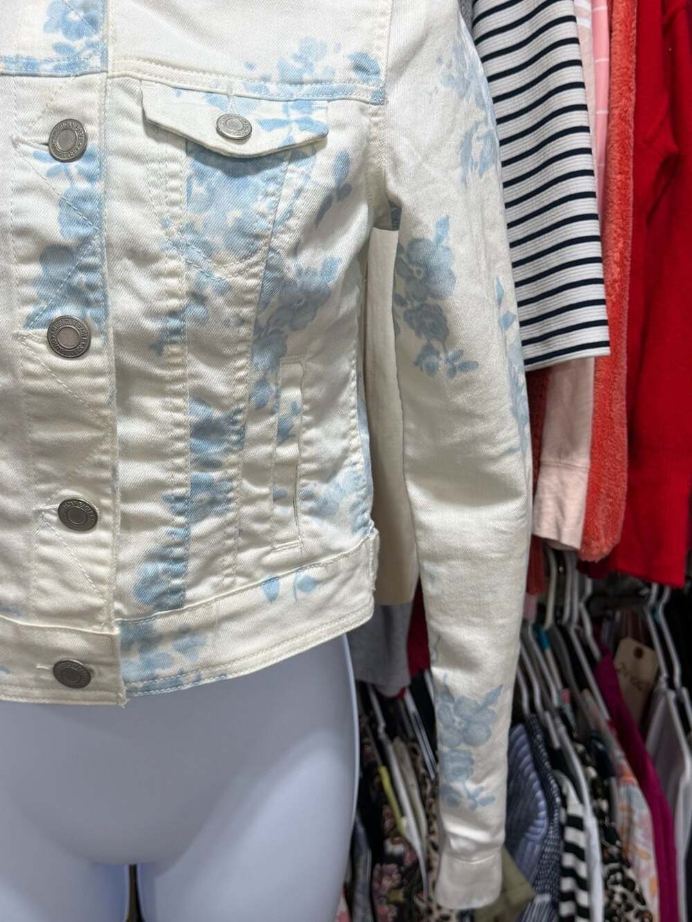 American Eagle Floral Denim Jacket Size Small - Picture 3 of 12